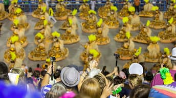 spectators-cheering-up-at-the-rio-de-janeiro-carnaval-brazil